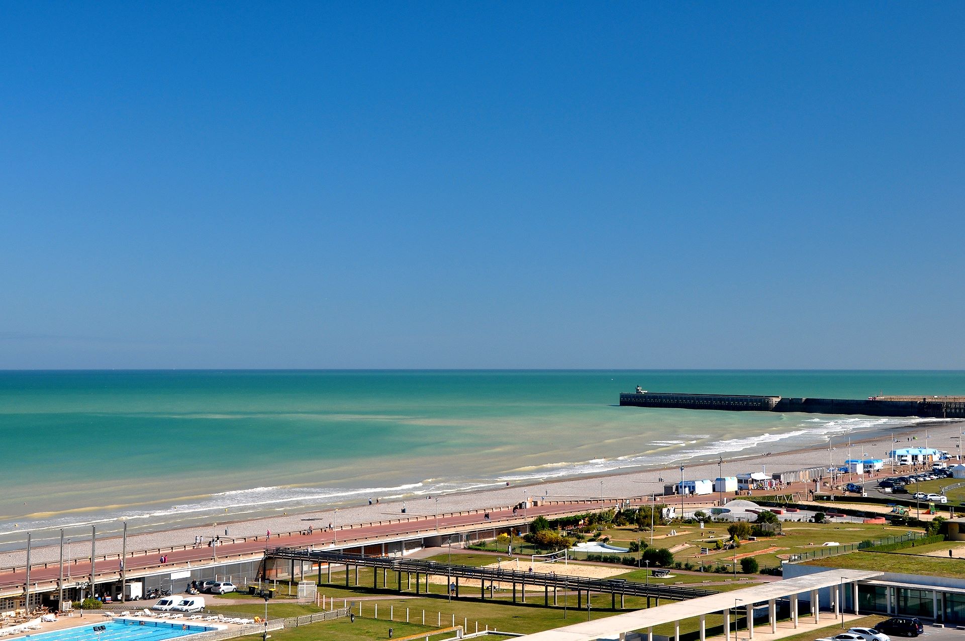 Dieppe (Photo license: CC BY-SA 2.0)